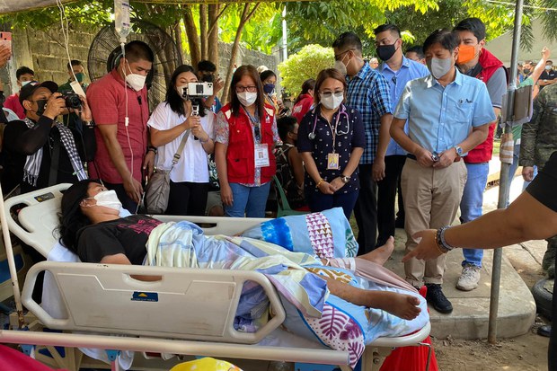 Marcos visits quake-hit region, orders speedy recovery efforts Marcos visits quake-hit region, orders speedy recovery efforts