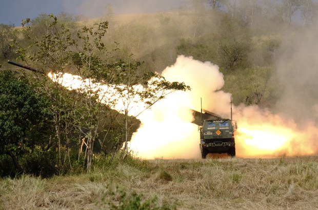 Philippine, US armies in live-fire drills in northern Philippines Philippine, US armies in live-fire drills in northern Philippines