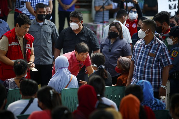 Search ends in southern Philippine village for bodies of typhoon victims Search ends in southern Philippine village for bodies of typhoon victims