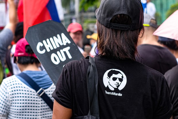 Manila summons Chinese envoy over navy ship’s ‘illegal incursion’ into Philippine waters Manila summons Chinese envoy over navy ship’s ‘illegal incursion’ into Philippine waters