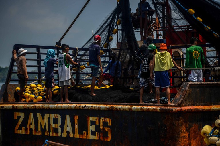 fishing-boat.jpg fishing-boat.jpg
