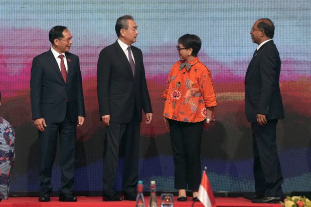 China, ASEAN agree to accelerate accord on preventing conflict in disputed waters China, ASEAN agree to accelerate accord on preventing conflict in disputed waters