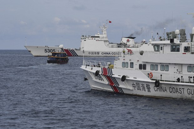 Chinese, Philippine boats collide in South China Sea, both say Chinese, Philippine boats collide in South China Sea, both say