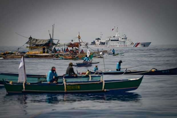 South China Sea dispatch: Excitement, fear fill Philippine voyage to Scarborough Shoal South China Sea dispatch: Excitement, fear fill Philippine voyage to Scarborough Shoal