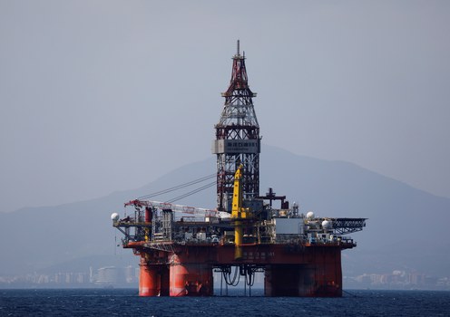 China discovers 100 million-ton oilfield in South China Sea: report