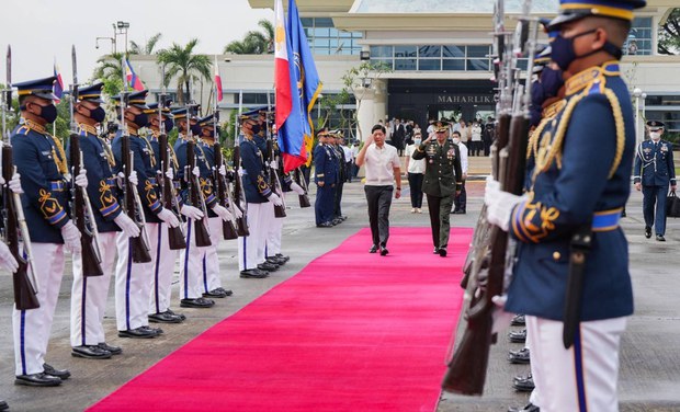 Philippines’ Marcos seeks peace, development during China state visit Philippines’ Marcos seeks peace, development during China state visit