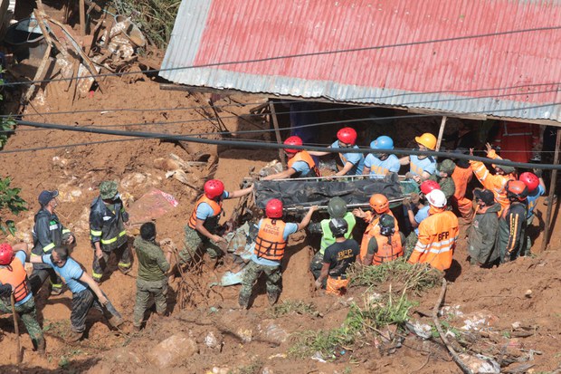 Philippine Teams Rush to Reach Communities Devastated in Storm’s Path Philippine Teams Rush to Reach Communities Devastated in Storm’s Path