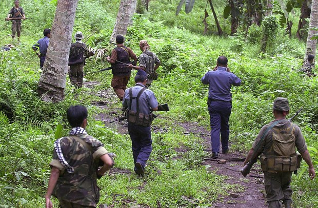 Philippine Police Capture Alleged Abu Sayyaf Member Linked to Beheadings Philippine Police Capture Alleged Abu Sayyaf Member Linked to Beheadings