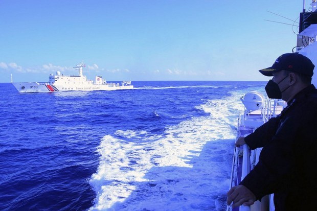 US backs Philippine call for China to respect law of the sea US backs Philippine call for China to respect law of the sea