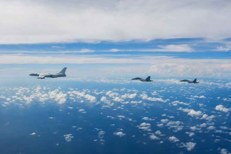 China aircraft.jpg China aircraft.jpg