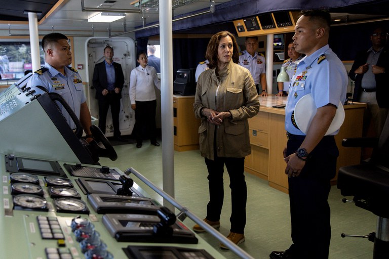 US-Harris-in-PH.JPG US-Harris-in-PH.JPG