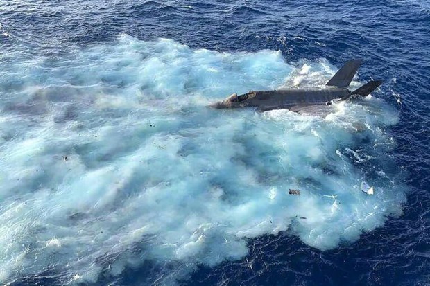 US Navy Charges 5 Personnel Over Leak of F-35 Fighter-Jet Crash Video US Navy Charges 5 Personnel Over Leak of F-35 Fighter-Jet Crash Video