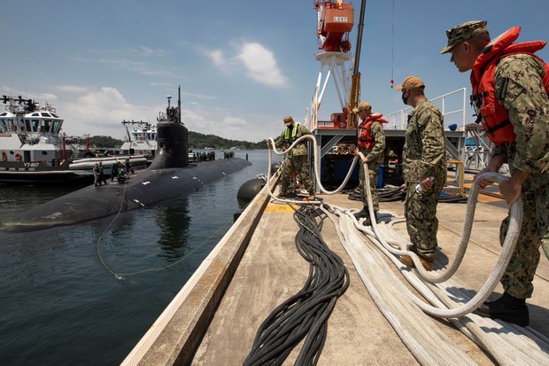 US Nuclear Sub in South China Sea Collision; 11 Sailors Reportedly Injured US Nuclear Sub in South China Sea Collision; 11 Sailors Reportedly Injured