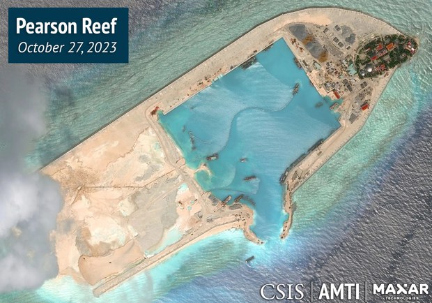 Vietnam ‘ramps up’ island building in disputed waterway Vietnam ‘ramps up’ island building in disputed waterway