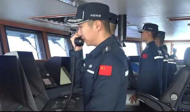 Tension rises between Beijing, Manila over disputed reefs Tension rises between Beijing, Manila over disputed reefs