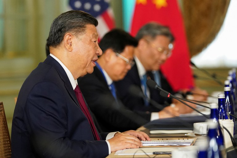 Xi.JPG Xi.JPG