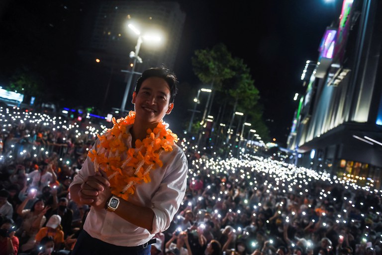 2023-04-22T161452Z_634450526_RC2OJ0APCGAH_RTRMADP_3_THALAND-ELECTION-MOVEFORWARD.JPG 2023-04-22T161452Z_634450526_RC2OJ0APCGAH_RTRMADP_3_THALAND-ELECTION-MOVEFORWARD.JPG