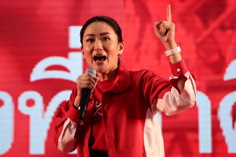 23 th-shinawatra.jpg 23 th-shinawatra.jpg