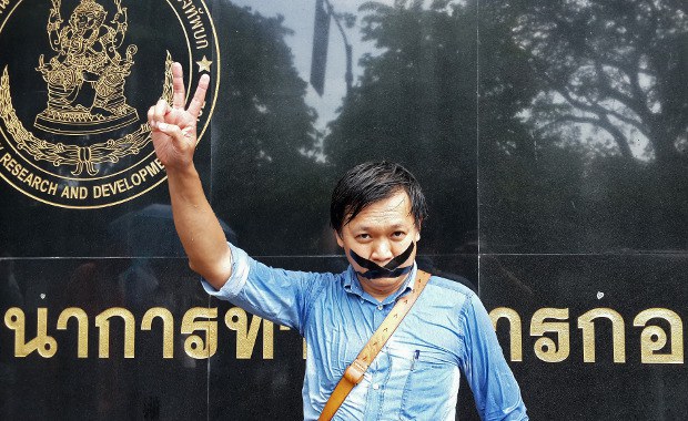 150914-TH-journalist-620 150914-TH-journalist-620