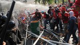 170731-TH-redshirt-supporters-1000.jpg