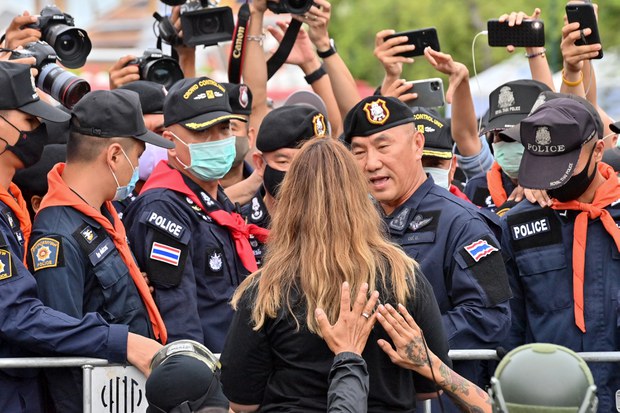Thai cabinet delays law requiring police to videotape suspects’ interrogations Thai cabinet delays law requiring police to videotape suspects’ interrogations