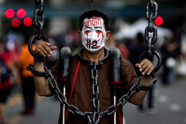 Analysts: Thailand’s ruling party has lost credibility after reneging on lèse-majesté cases Analysts: Thailand’s ruling party has lost credibility after reneging on lèse-majesté cases