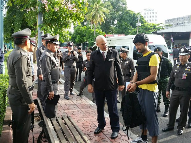 150909-TH-suspect-1000 150909-TH-suspect-1000