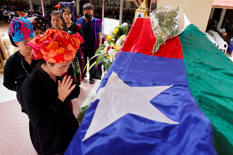 2023-10-08T071235Z_1331745363_RC26O3AXP0O7_RTRMADP_3_THAILAND-MALL-CREMATION(1).JPG 2023-10-08T071235Z_1331745363_RC26O3AXP0O7_RTRMADP_3_THAILAND-MALL-CREMATION(1).JPG