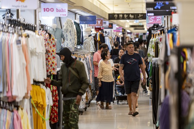 Thai manufacturers scratch their heads as cheap Chinese goods flood market Thai manufacturers scratch their heads as cheap Chinese goods flood market