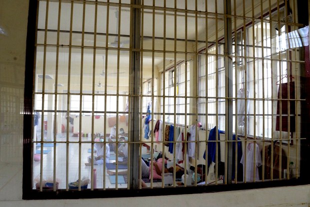 Thailand Scrambles to Curb Huge COVID-19 Outbreak in Prisons Thailand Scrambles to Curb Huge COVID-19 Outbreak in Prisons