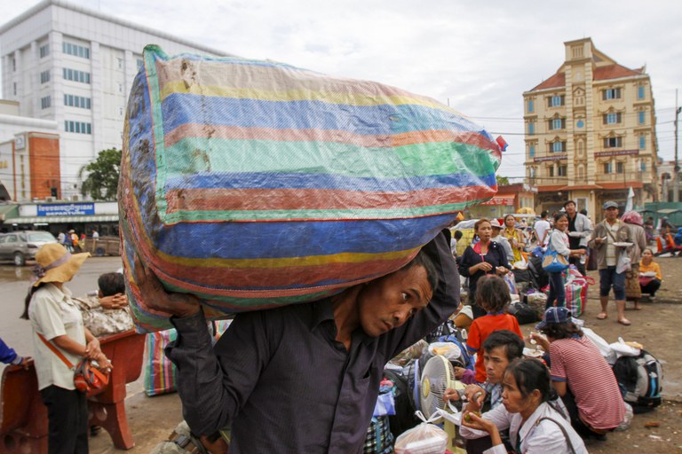 ENG-LAO-Migrant workers.5.jpg ENG-LAO-Migrant workers.5.jpg