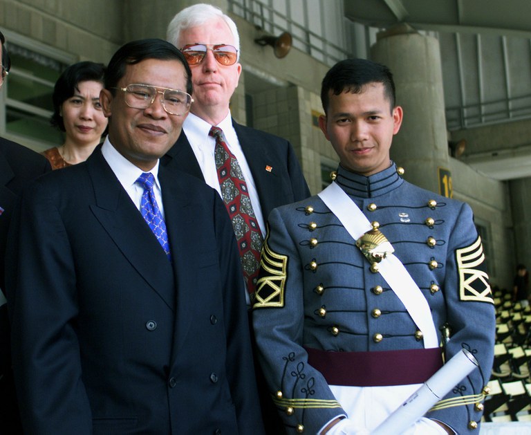 ENG_KHM_HunManetProfile_080723.2.JPG ENG_KHM_HunManetProfile_080723.2.JPG