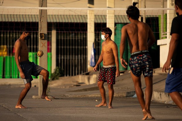 Thailand Plans to Open Borders to 400,000 Foreign Laborers Next Month Thailand Plans to Open Borders to 400,000 Foreign Laborers Next Month
