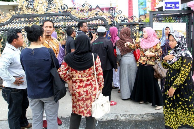Muslim girls can wear hijabs at Buddhist school, Thai court rules Muslim girls can wear hijabs at Buddhist school, Thai court rules