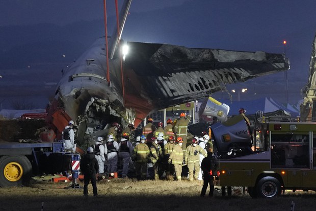 Most aboard killed as airliner crashes, burns upon landing in S Korea Most aboard killed as airliner crashes, burns upon landing in S Korea