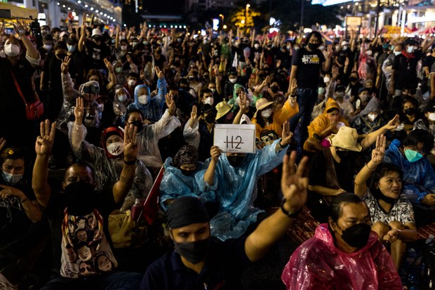 Thailand’s Largest Opposition Party Backs Amending Royal Defamation Law Thailand’s Largest Opposition Party Backs Amending Royal Defamation Law