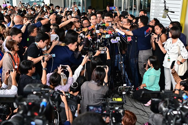 Thai news industry faces tough outlook as layoffs mount Thai news industry faces tough outlook as layoffs mount