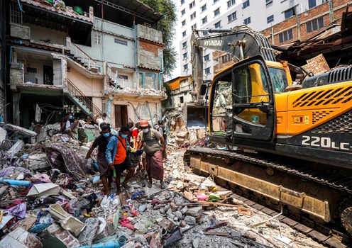 Search for survivors continues 3 days after massive quake in Myanmar, Thailand