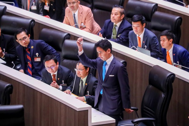 Thailand’s Pita Limjaroenrat suffers twin blows in latest effort to become PM Thailand’s Pita Limjaroenrat suffers twin blows in latest effort to become PM