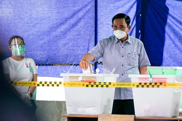 To keep power, Prayuth changes political parties ahead of 2023 vote To keep power, Prayuth changes political parties ahead of 2023 vote