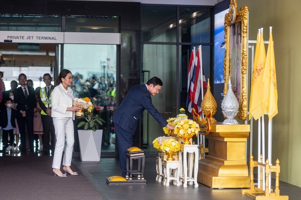 Thai king reduces ex-PM Thaksin’s 8-year prison sentence to 1 year Thai king reduces ex-PM Thaksin’s 8-year prison sentence to 1 year