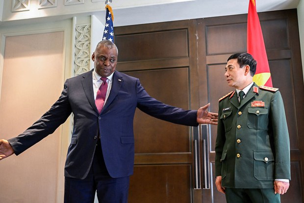 US-China defense chiefs meet at Asia security summit US-China defense chiefs meet at Asia security summit