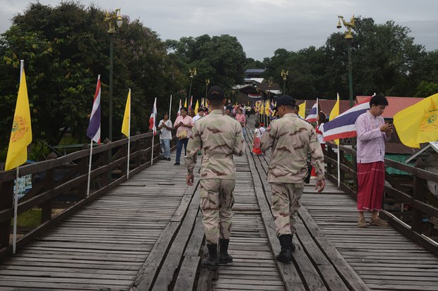 Surge of Myanmar migrants into Thailand comes with grim costs Surge of Myanmar migrants into Thailand comes with grim costs