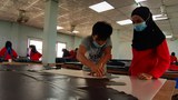 201005th-ch-deepsouth-worker1000