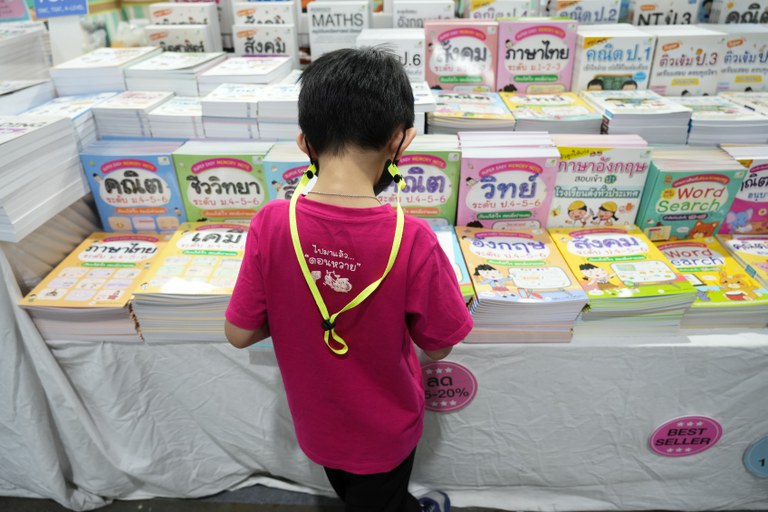 TH-rural-books-reading 2.JPG TH-rural-books-reading 2.JPG