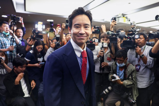 Thai court orders election-winning Move Forward to halt royal insult law reform Thai court orders election-winning Move Forward to halt royal insult law reform