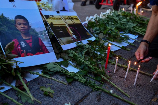 Thai Teen Shot During Protests 2 Months Ago Dies; Police Disrupt Vigil Thai Teen Shot During Protests 2 Months Ago Dies; Police Disrupt Vigil