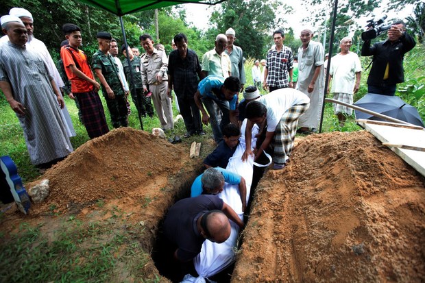 191108-TH-deepsouth-death-1000.jpg 191108-TH-deepsouth-death-1000.jpg
