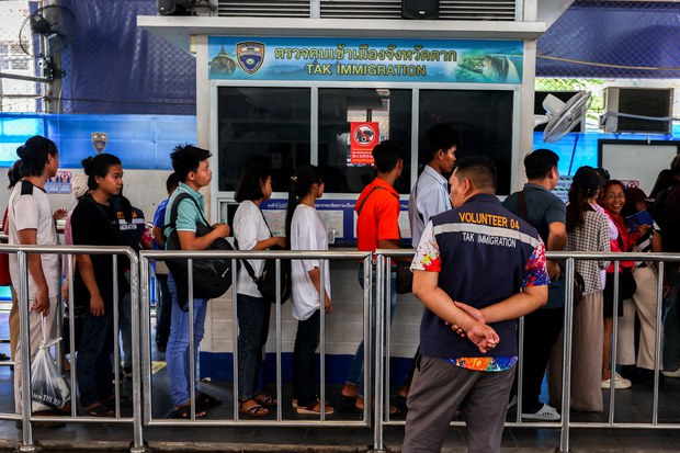 Shuttered Thai offices leave Myanmar migrants in legal limbo Shuttered Thai offices leave Myanmar migrants in legal limbo