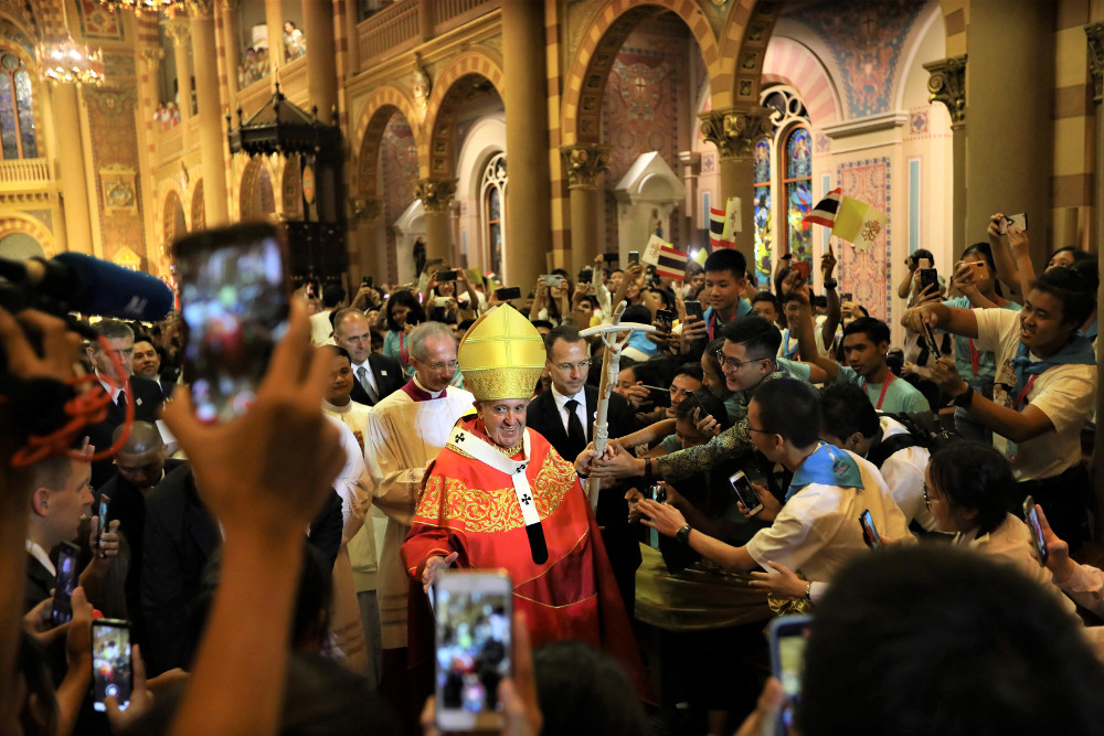 Pope Francis leaves after celebrating Mass at the Assumption Cathedral, in Bangkok, Nov. 22, 2019. [AP]